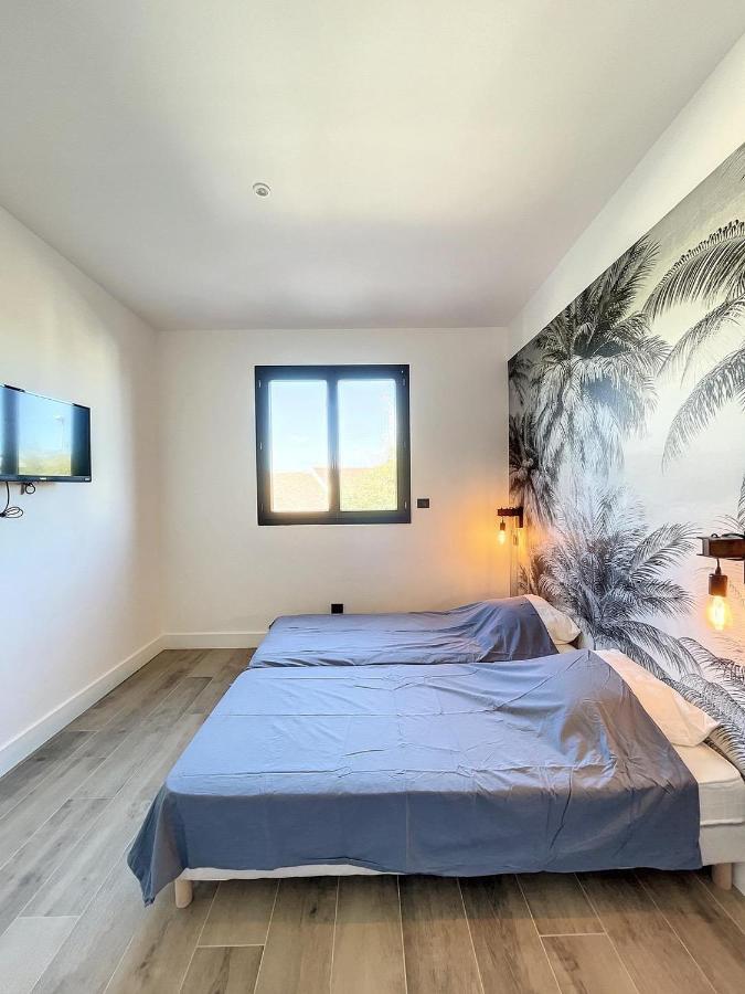 Villa 400M2 Piscine Interieure Tres Calme Agde Exterior foto