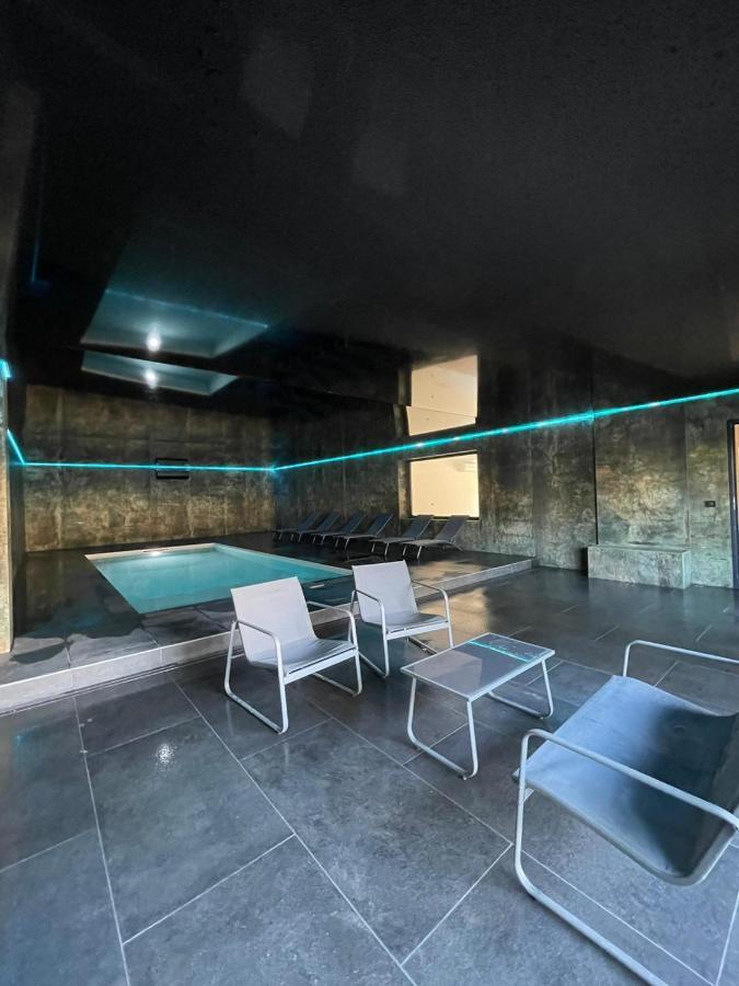Villa 400M2 Piscine Interieure Tres Calme Agde Exterior foto