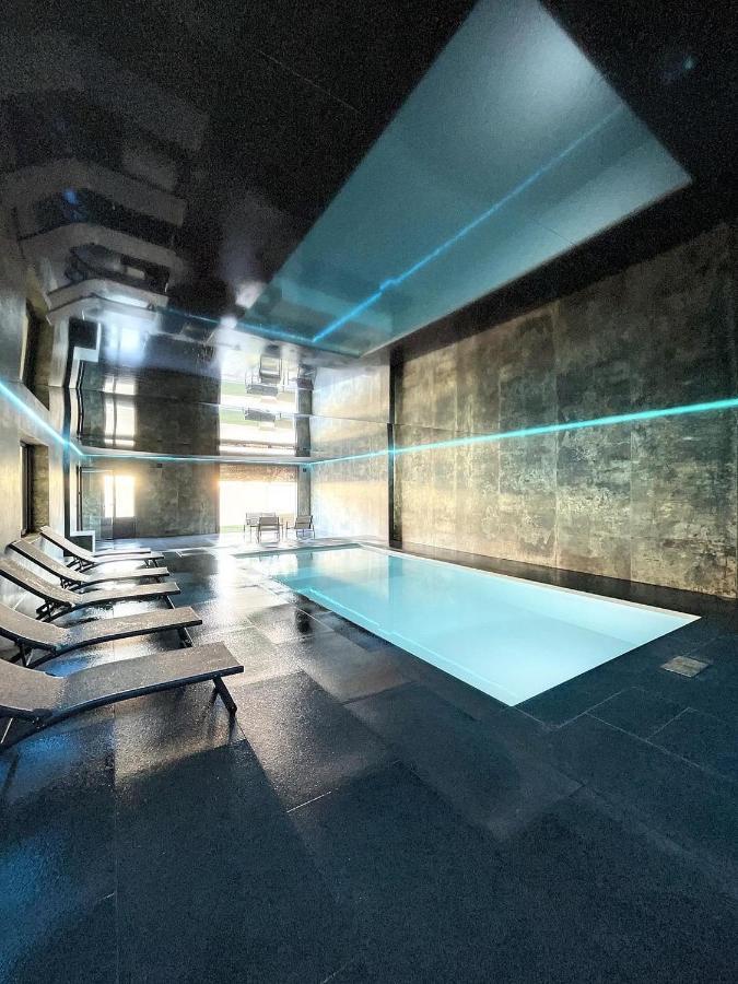 Villa 400M2 Piscine Interieure Tres Calme Agde Exterior foto